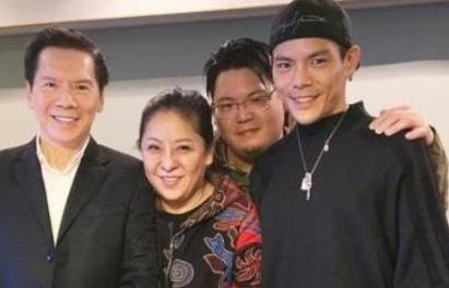 向佑是向太親生的嗎,為什么向太很少提向佑