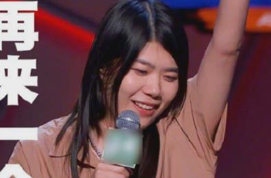 奔馳發(fā)楊笠視頻僅粉絲可見,楊笠為什么被網暴