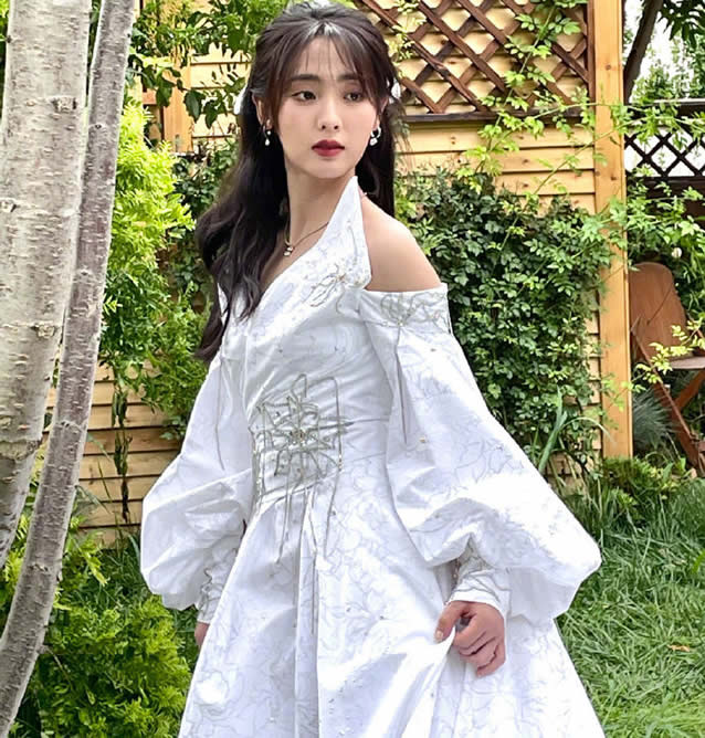 邢菲瘦了好多(邢菲的臉怎么變了)