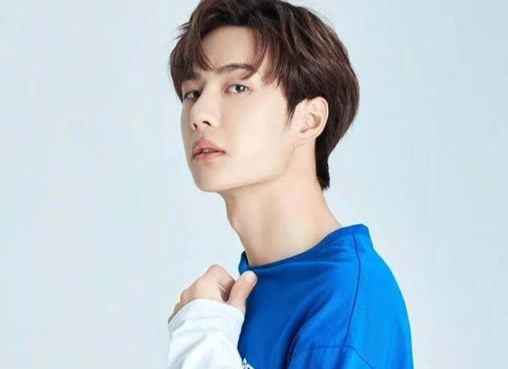 王一博是不是對關曉彤心動過(關曉彤王一博就沒動過心嗎)