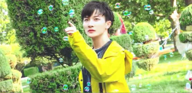 周深在蒙面唱將(周深蒙面唱將所有歌曲)