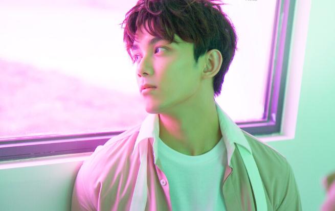 吳磊的同班同學(xué)，吳磊張子楓吻戲