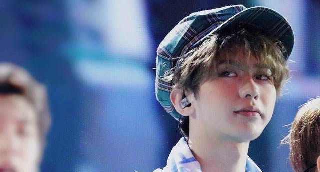 cp蔡徐坤和虞書欣(蔡徐坤承認(rèn)初吻在高一)