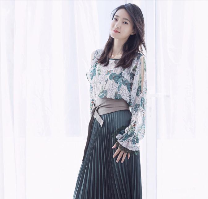 王麗坤算不算一線演員(王麗坤結(jié)婚了嗎老公是誰)
