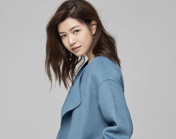 陳妍希采訪陳曉(陳曉陳妍希的婚紗吻)