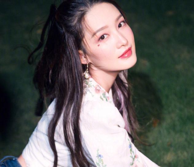 李沁最好的電視劇是哪一部(李沁在微博拒絕鄧倫)