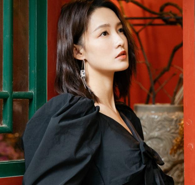 李沁出道幾年了(張若昀和李沁會不會因戲生情?)