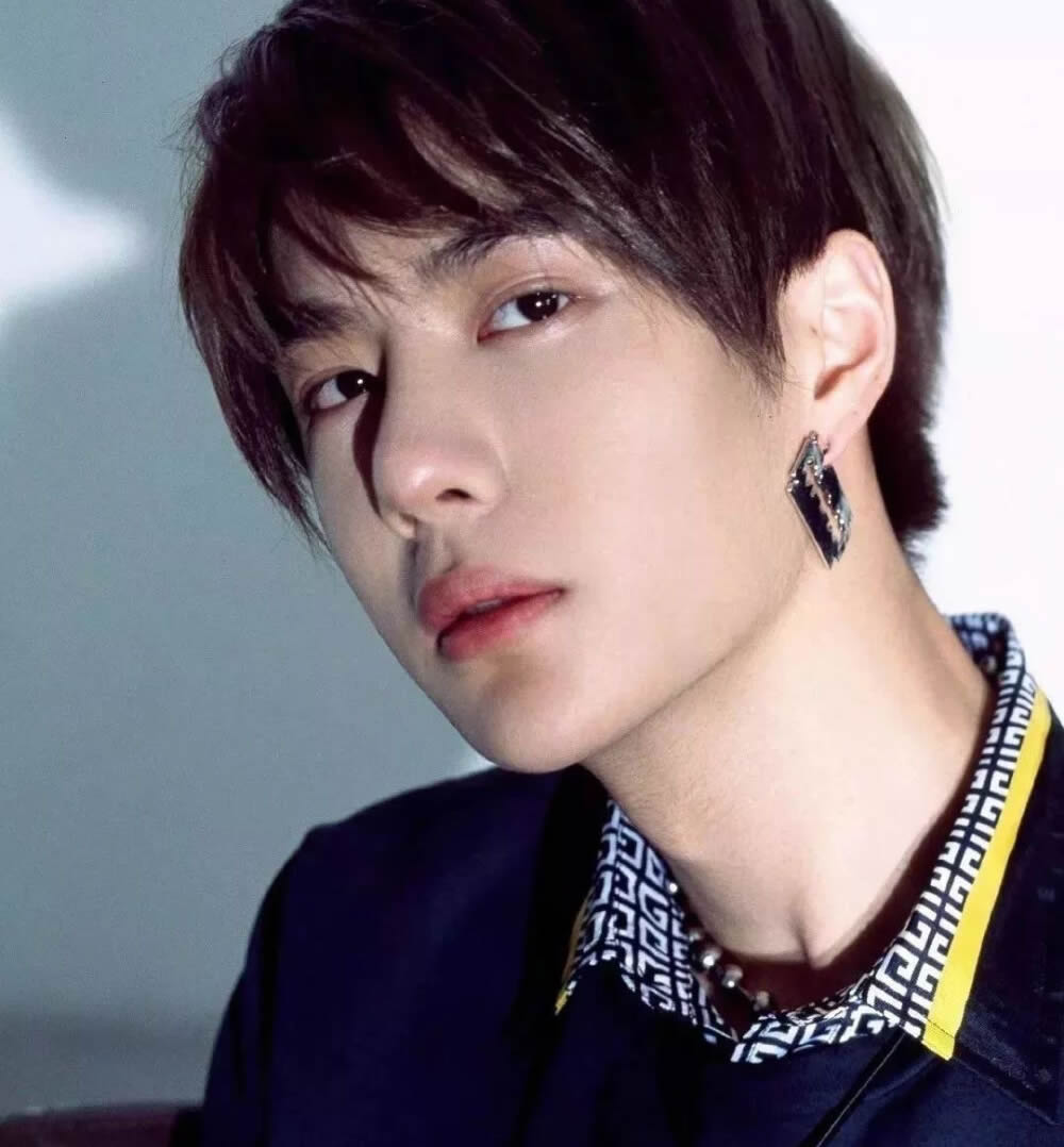 王一博說反正目前是單身(王一博的理想型女生)