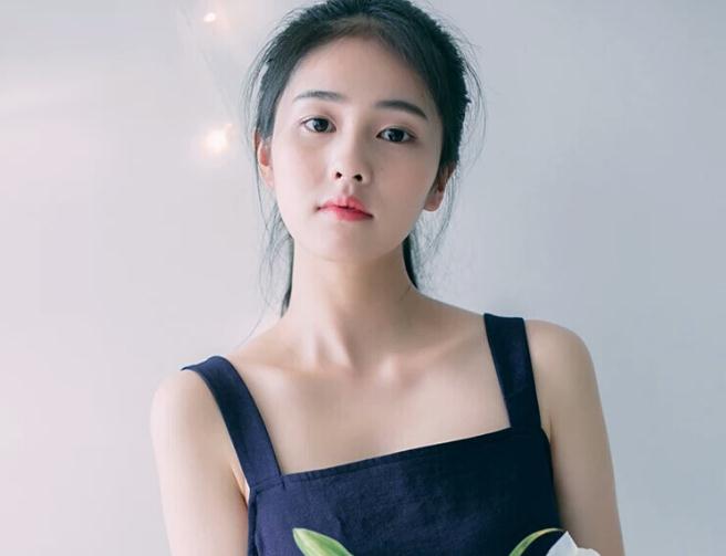 羅云熙白鹿親吻哪一集(白鹿長得像哪個女藝人)